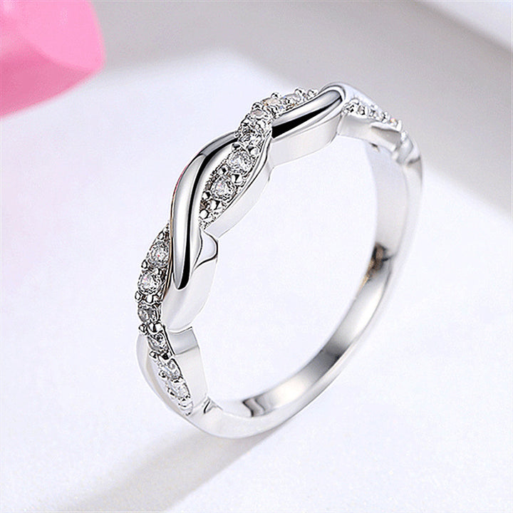 New Row Of Diamond Twist Ring Women Fashion